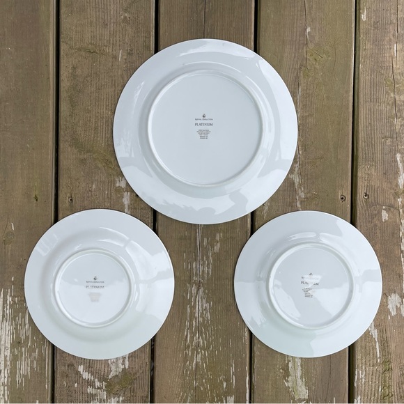 Royal Doulton Platinum 3 Piece Set - Dinner Plate, Salad Plate, Rim Soup Bowl - Picture 11 of 13